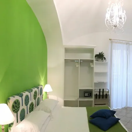 Casa Sorrentina 4*
