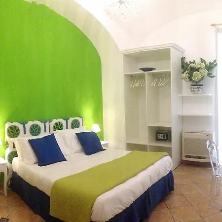 Casa Sorrentina 4*